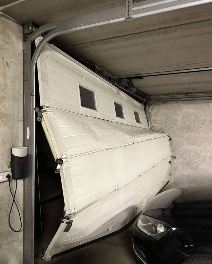 urto della porta garage